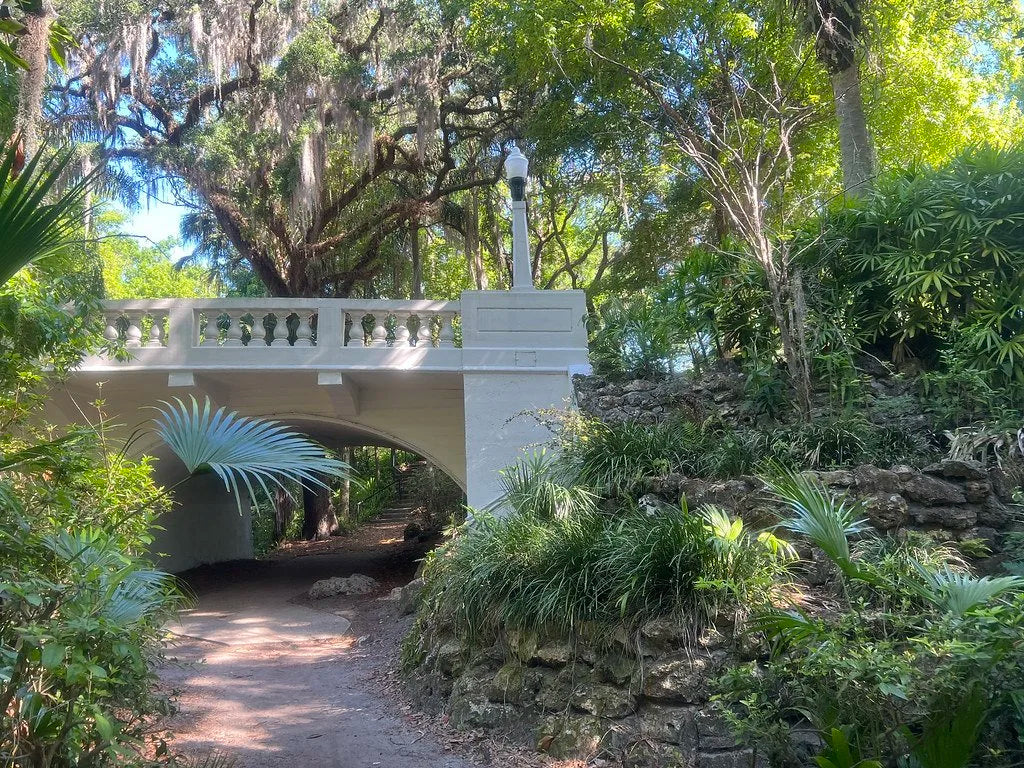 Discovering Azalea Park: A Tranquil Orlando Neighborhood
